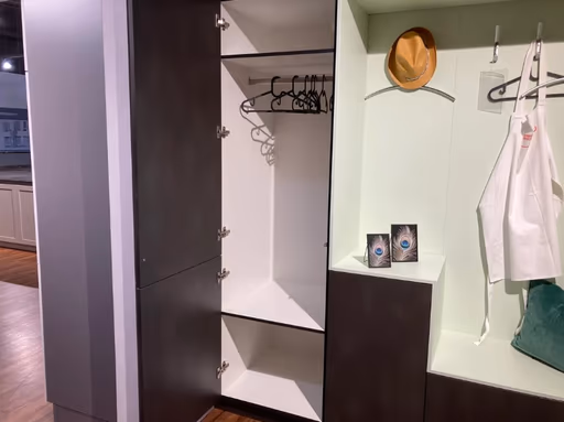 Ausstellungsstück Garderobe Stahl Dunkel Nb. - in Dillingen